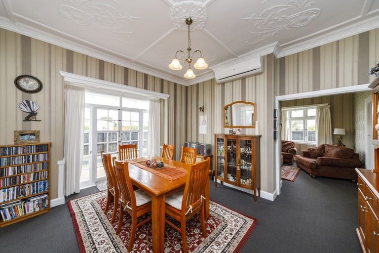 Photo of property in 2 Fagan Street, Sanson, 4817