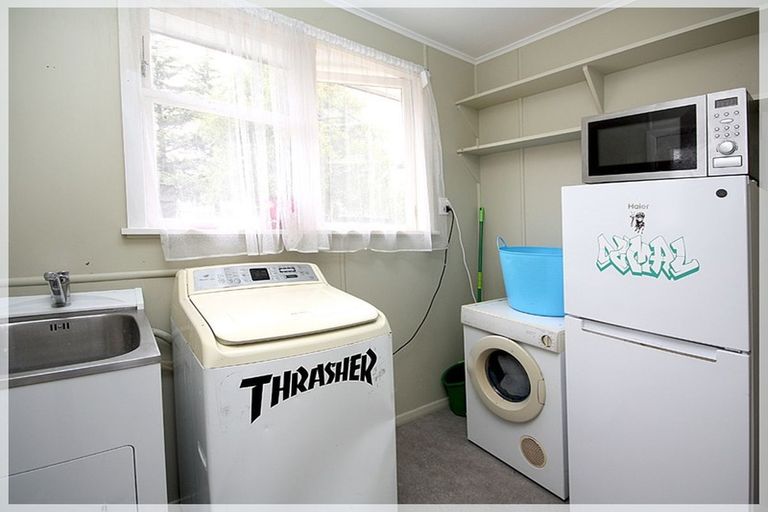 Photo of property in 13 Hinemoa Street, Levin, 5510