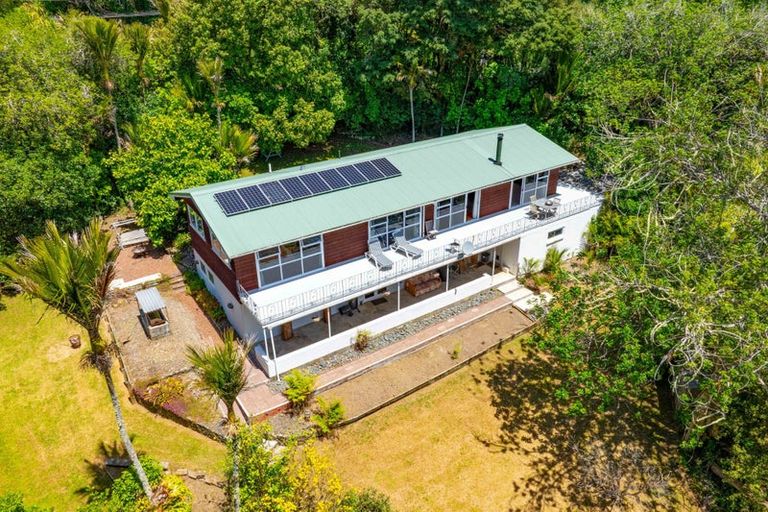 Photo of property in 260 School Road, Waimauku, 0881