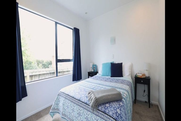 Photo of property in 163a Birkdale Road, Birkdale, Auckland, 0626