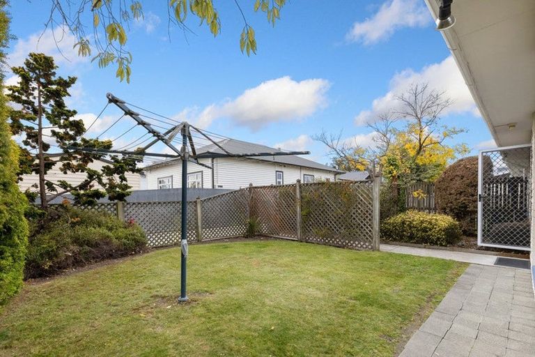 Photo of property in 1/142 Geraldine Street, Edgeware, Christchurch, 8013