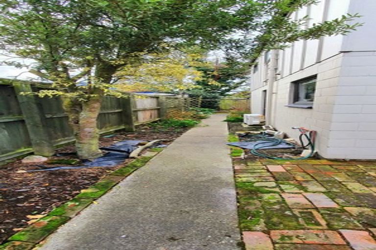 Photo of property in 4/19 Grove Road, Addington, Christchurch, 8024