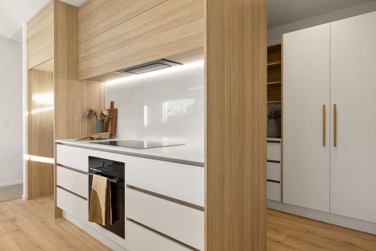 Photo of property in 14 Hugo Shaw Drive, Cambridge, 3434