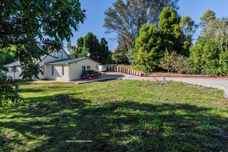 Photo of property in 14a Rosalind Road, Glenfield, Auckland, 0629