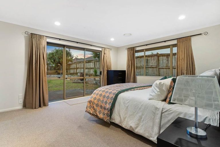 Photo of property in 14 Duntrune Road, Flat Bush, Auckland, 2016