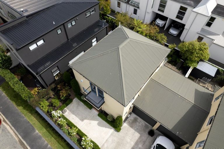 Photo of property in 77 Canon Street, St Albans, Christchurch, 8014