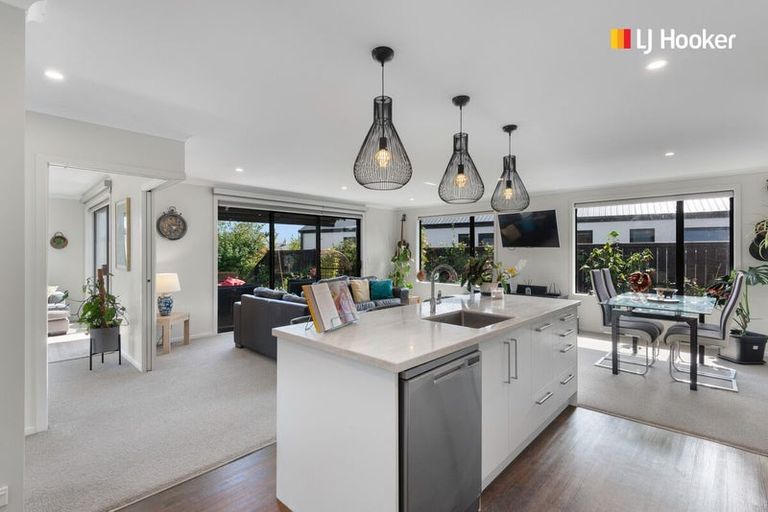 Photo of property in 1 Carrick Place, Mosgiel, 9024