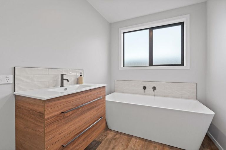 Photo of property in 109 Severn Street, Clifton, Invercargill, 9812