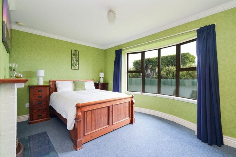 Photo of property in 2 Frome Street, Clifton, Invercargill, 9812