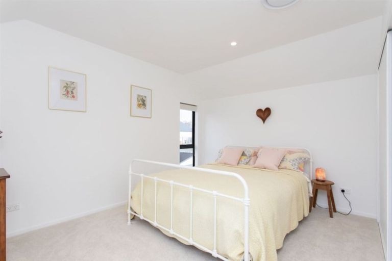 Photo of property in 49a Hawkesbury Avenue, St Albans, Christchurch, 8014