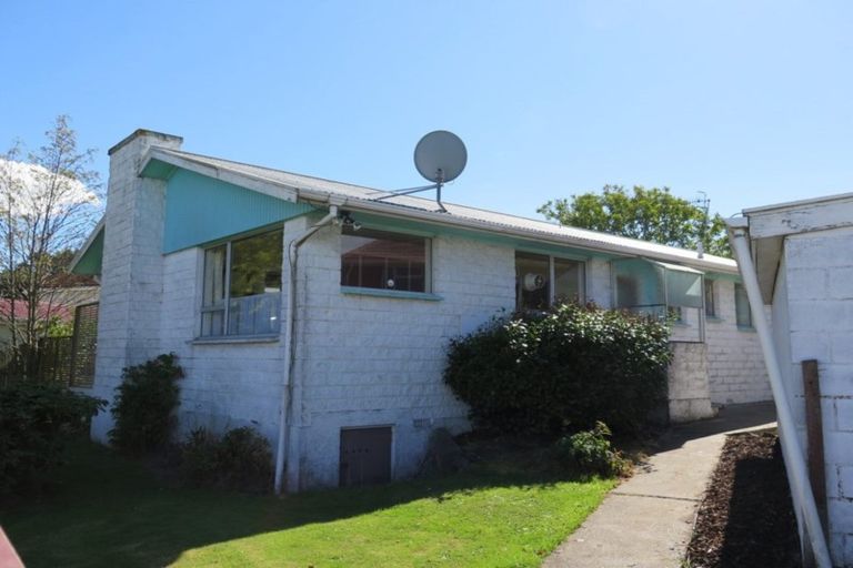 Photo of property in 15 College Road, Parkside, Timaru, 7910