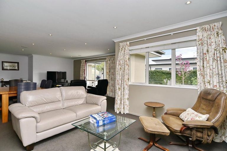 Photo of property in 25a Epsom Drive, Rangiora, 7400