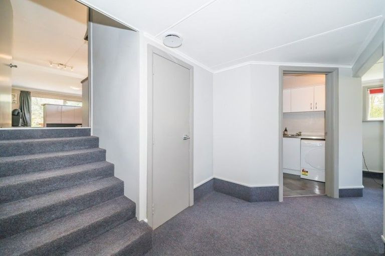 Photo of property in 17 Swansea Street, Hokowhitu, Palmerston North, 4410