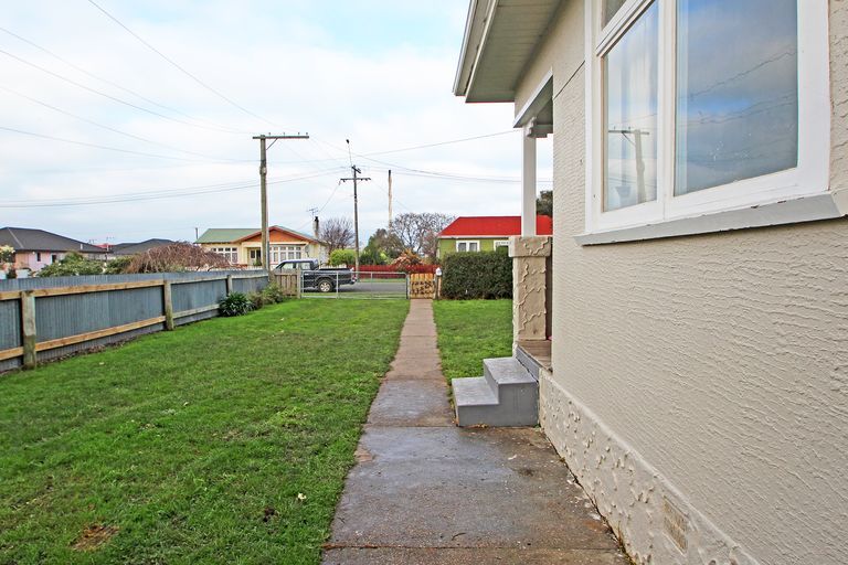 Photo of property in 6 Lea Street, Oamaru North, Oamaru, 9400