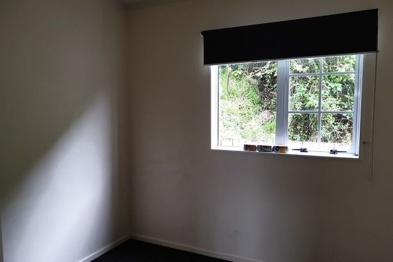 Photo of property in 96a Rangituhi Crescent, Takapuwahia, Porirua, 5022