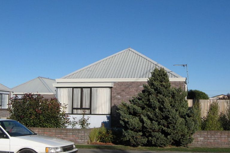 Photo of property in 3/33 Mortlake Street, Islington, Christchurch, 8042