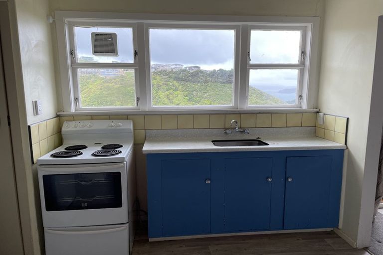 Photo of property in 29 Kitchener Terrace, Johnsonville, Wellington, 6037