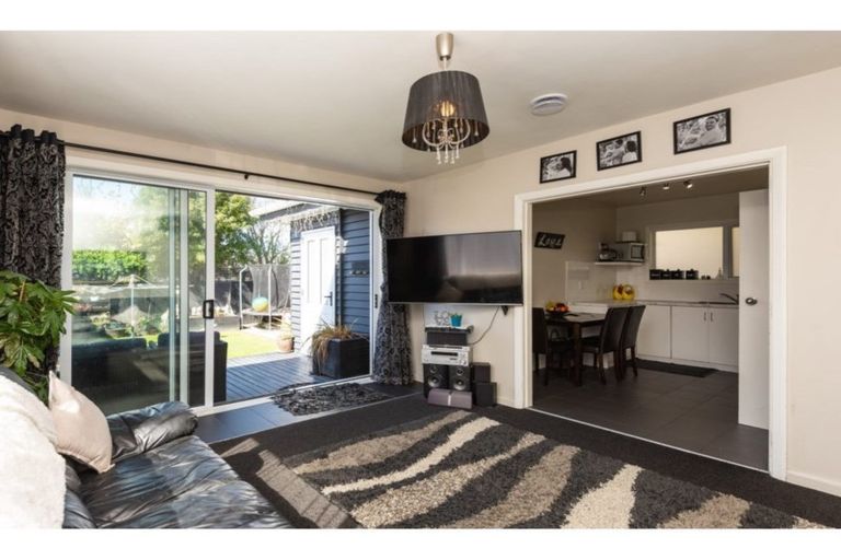 Photo of property in 86 Packe Street, Edgeware, Christchurch, 8013