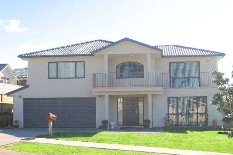 Photo of property in 43 San Valentino Drive, Henderson, Auckland, 0612