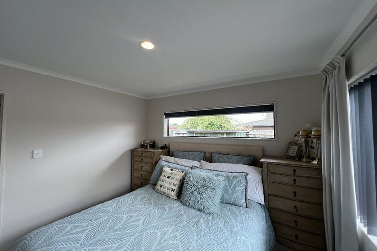 Photo of property in Rangeview Villas, 4/9 Fuller Close, Levin, 5510