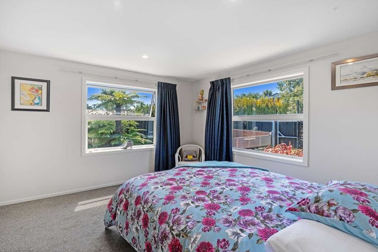 Photo of property in 79 Dunns Avenue, The Pines Beach, 7630