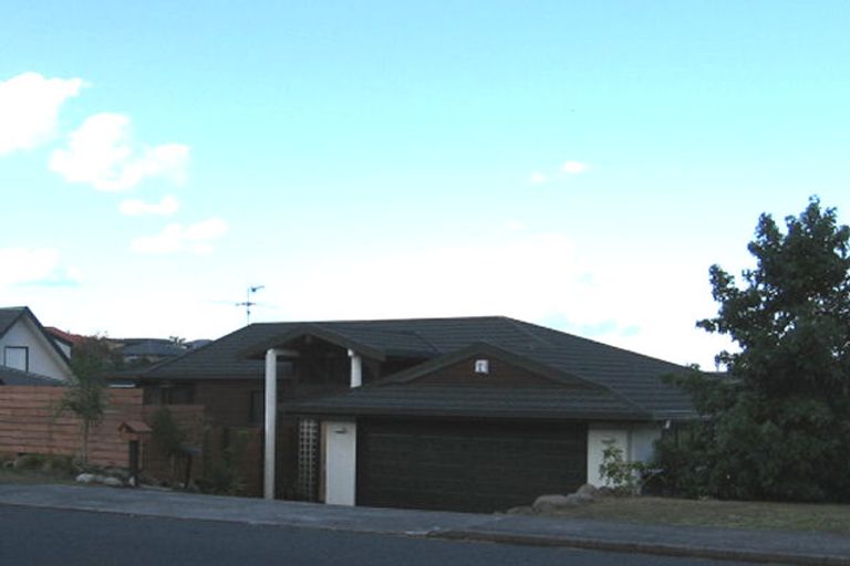 Photo of property in 140 Wiseley Road, West Harbour, Auckland, 0618