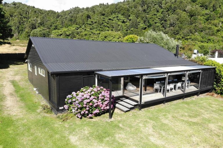 Photo of property in 293 State Highway 30, Lake Rotoma, Rotorua, 3074