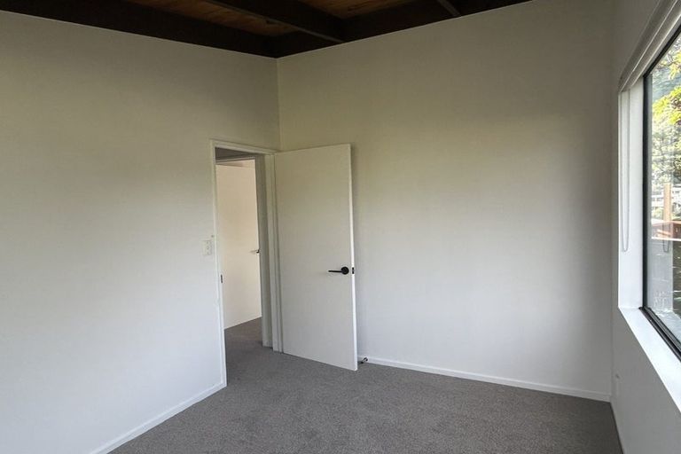 Photo of property in 25a Hampden Street, Picton, 7220
