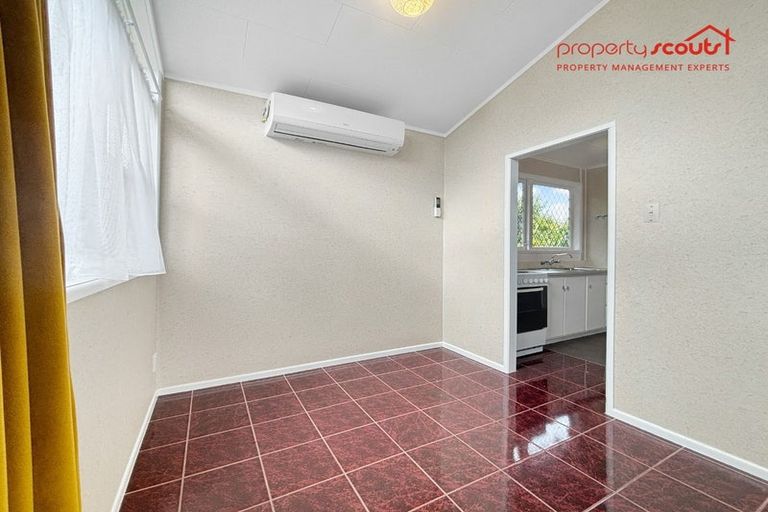 Photo of property in 5 Simpson Road, Ranui, Auckland, 0612