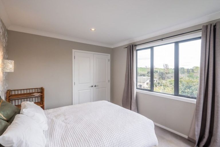 Photo of property in 105 Poplar Avenue, Raumati South, Paraparaumu, 5032