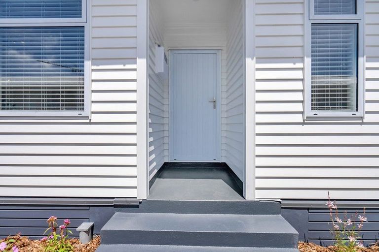 Photo of property in 41 Tokomaru Street, Welbourn, New Plymouth, 4312