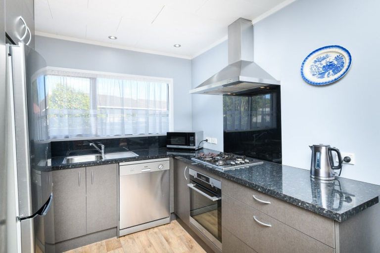 Photo of property in 66 Geraldine Crescent, Cloverlea, Palmerston North, 4412