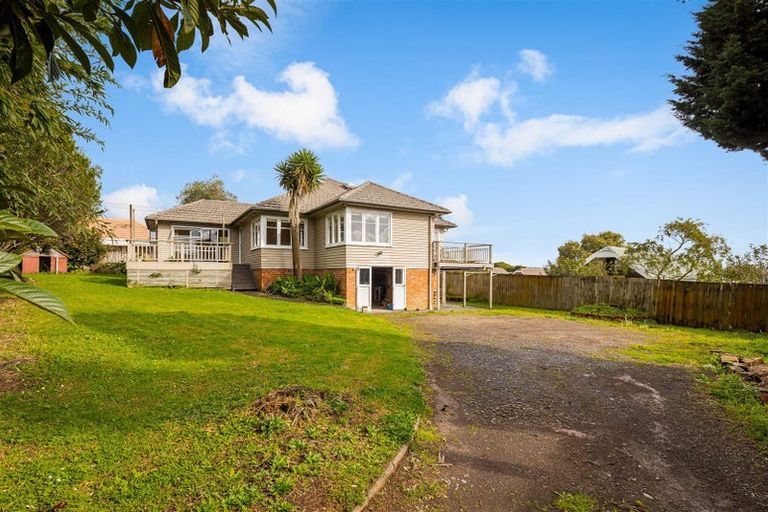 Photo of property in 48a Mcleod Road, Henderson, Auckland, 0612