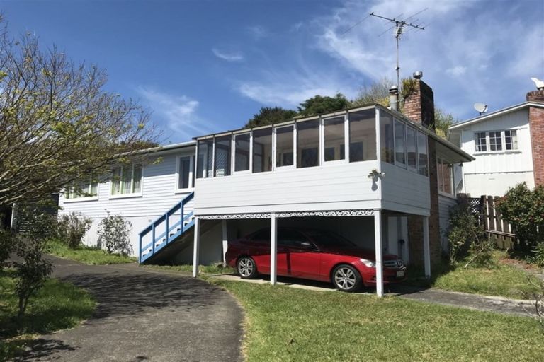 Photo of property in 33 Linwood Avenue, Forrest Hill, Auckland, 0620