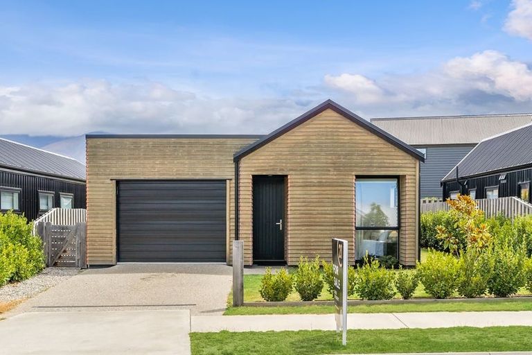 Photo of property in Northlake, 7 Lindis Road, Wanaka, 9305