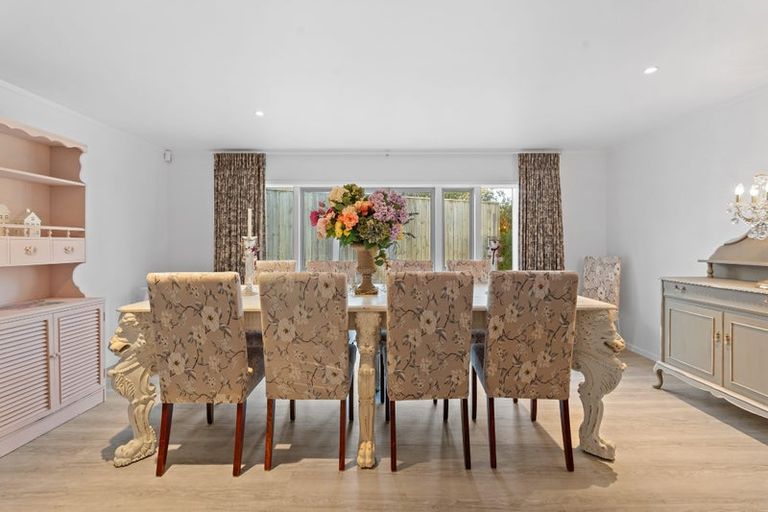 Photo of property in 819 Whangaparaoa Road, Manly, Whangaparaoa, 0930
