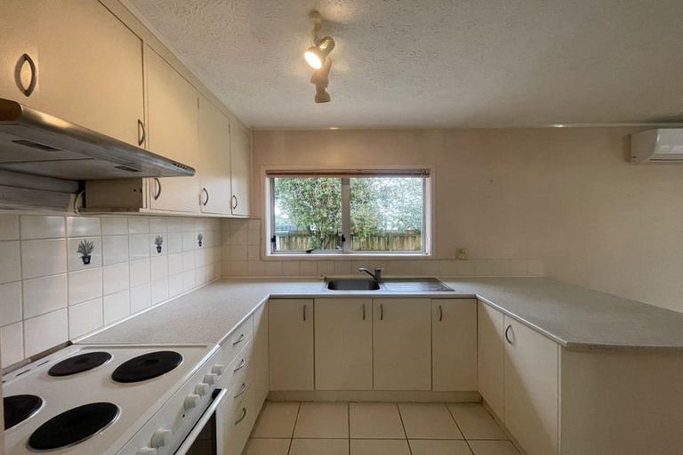 Photo of property in 2/75 Butley Drive, Farm Cove, Auckland, 2012