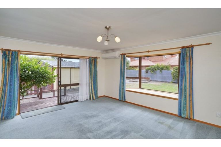 Photo of property in 76 Teesdale Street, Burnside, Christchurch, 8053
