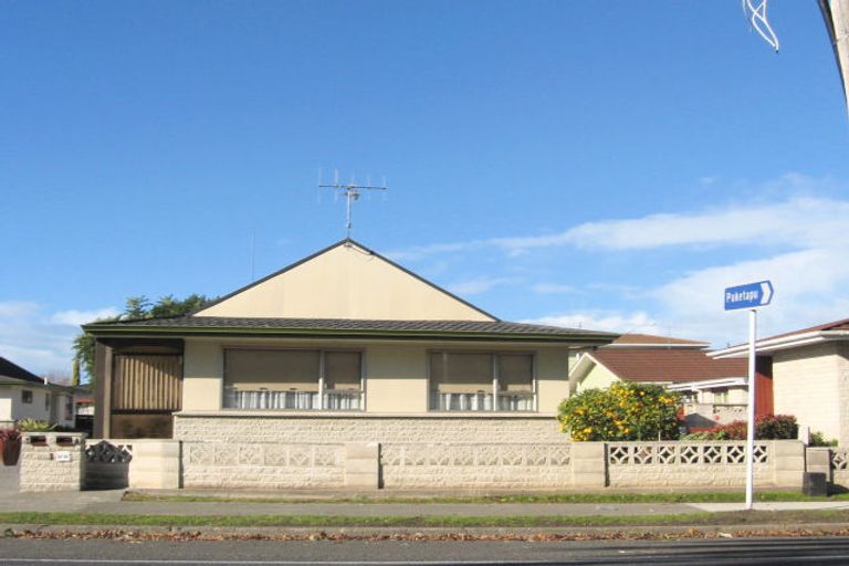 Photo of property in 3a Church Road, Taradale, Napier, 4112