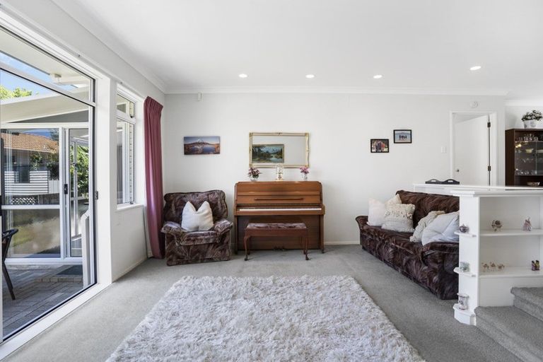 Photo of property in 1/67 Simmental Crescent, Somerville, Auckland, 2014