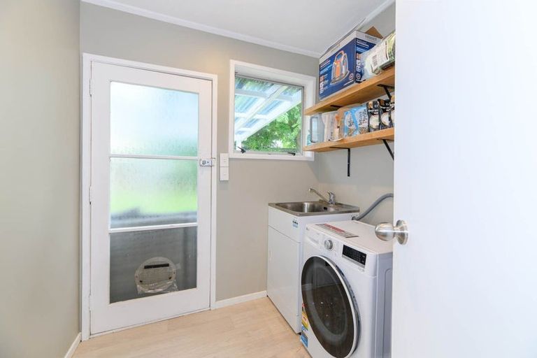 Photo of property in 132 Awaruku Road, Torbay, Auckland, 0630