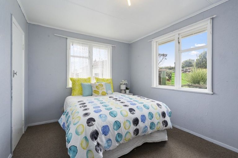 Photo of property in 79 Warspite Avenue, Cannons Creek, Porirua, 5024