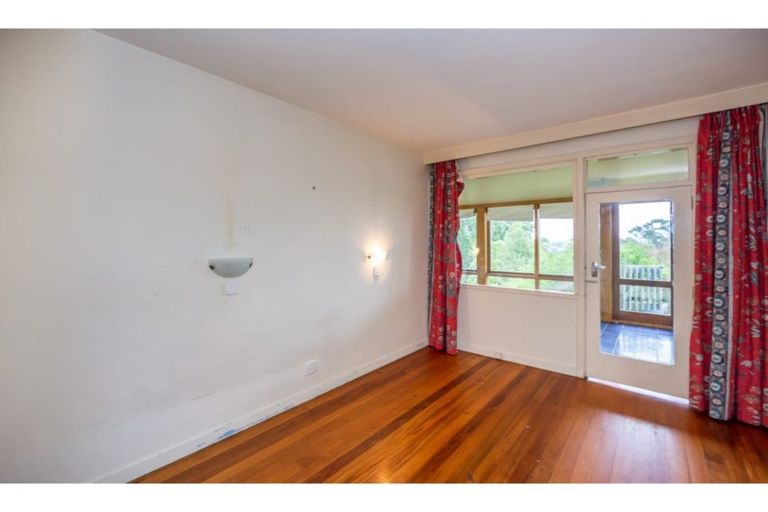 Photo of property in 330 Centaurus Road, Hillsborough, Christchurch, 8022