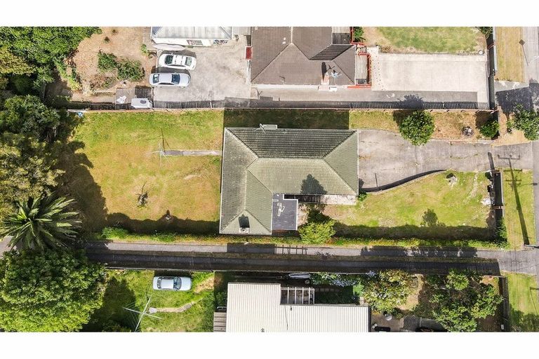 Photo of property in 41 Royal Road, Massey, Auckland, 0614