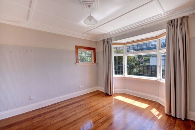 Photo of property in 57 Cliffs Road, Saint Clair, Dunedin, 9012