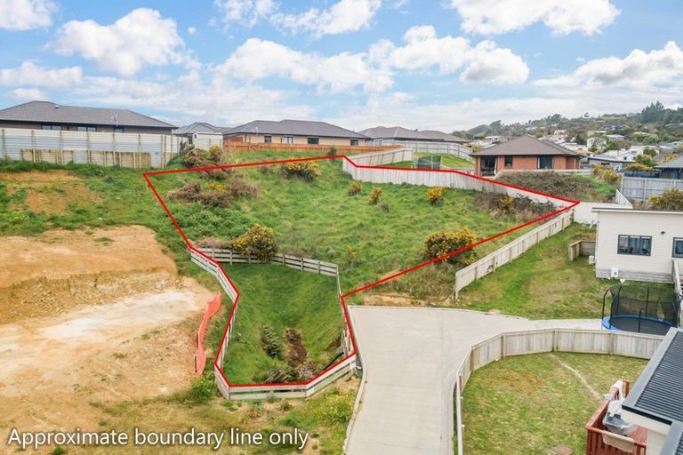 Photo of property in 34c Speargrass Grove, Timberlea, Upper Hutt, 5018