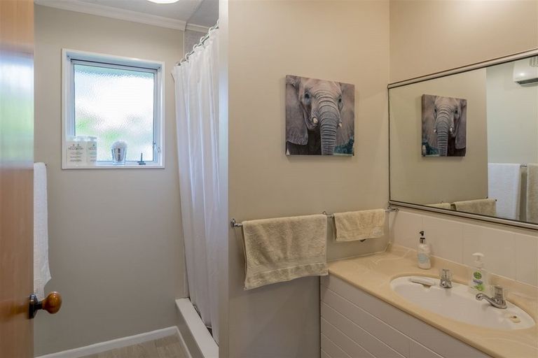 Photo of property in 12b Stuart Street, Levin, 5510