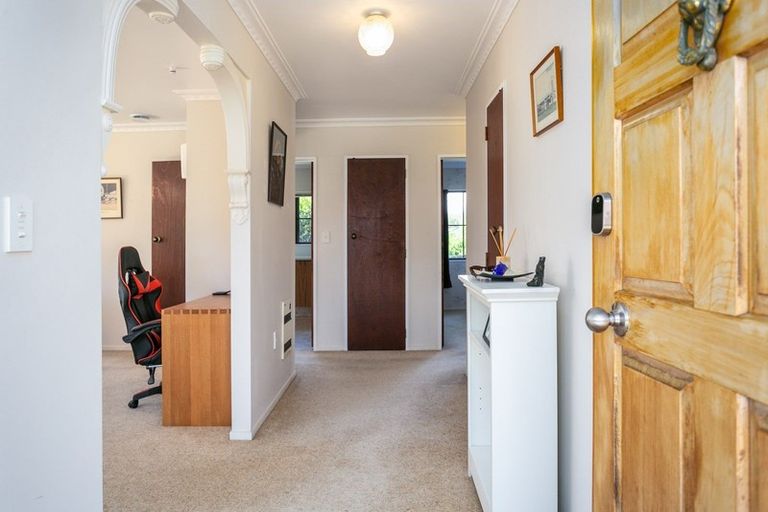 Photo of property in 36b Clare Street, Cambridge, 3434