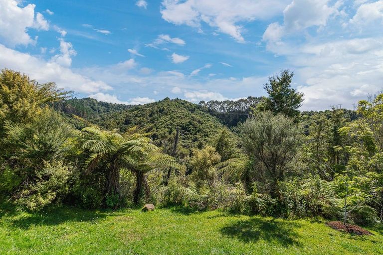 Photo of property in 1289 Ngunguru Road, Kiripaka, Whangarei, 0173