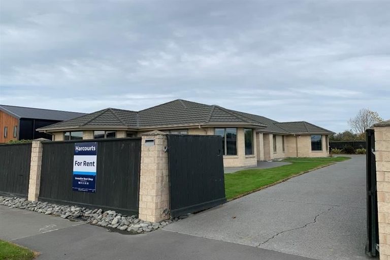 Photo of property in 4 Kingsbridge Drive, Burwood, Christchurch, 8083